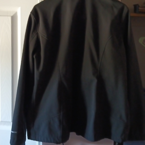 Black Jacket - Picture 8 of 10